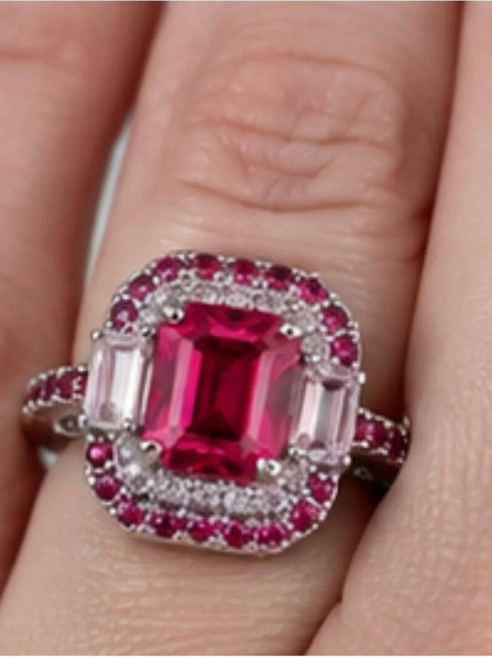 Mesmerized by Her Beauty Lab Ruby Corundum Ring SZ 9 NWOT Retired 25’